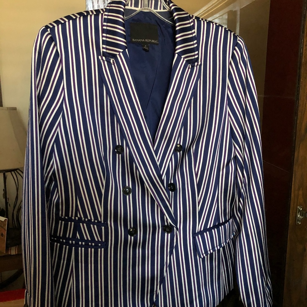 Banana Republic Navy & Maroon Blazer